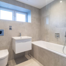 Bathroom plot 6 Primrose Court, Claybury